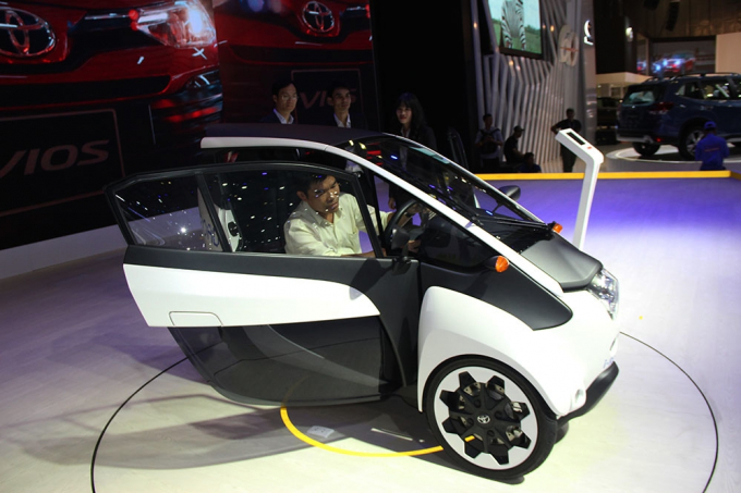 Toyota i-Road2