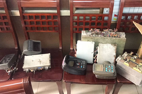 a-Trom-hop-den-tang-vat-1146-1541309220