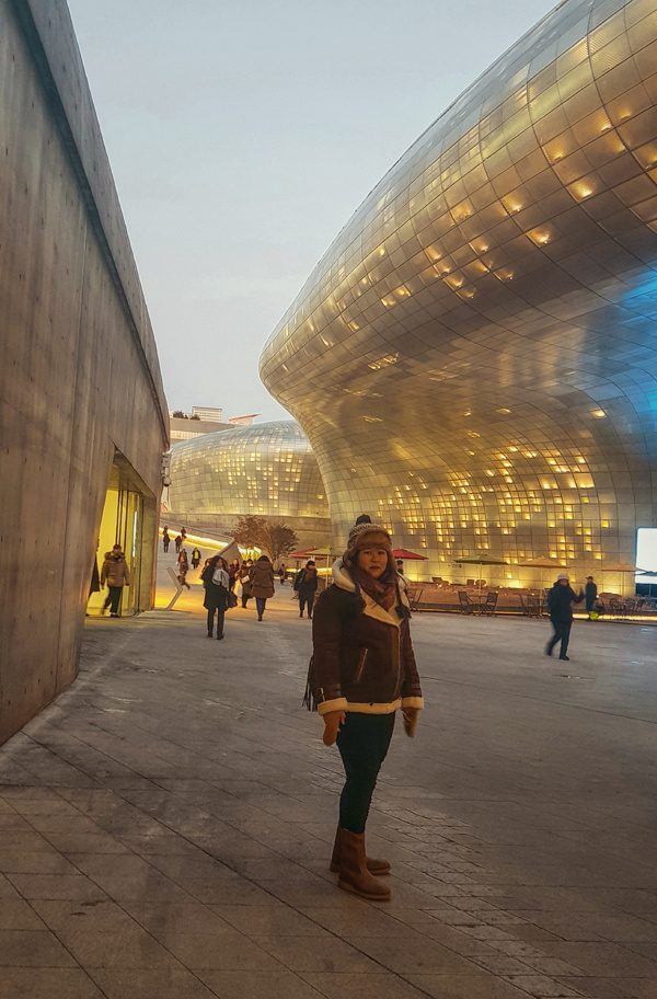 4-Dongdaemun-Design-Plaza-1544415474_600x0