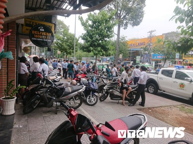 47684375_213764066181774_5302615491779493888_n-160