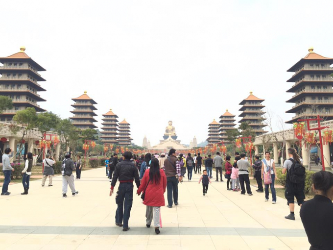 du-lich-dai-loan-cao-hung-2