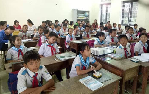 truong-tieu-hoc-cam-due-3346-1545458792