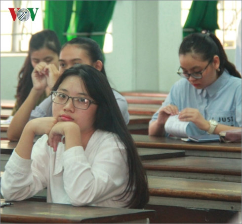 tuyen_sinh1_vov_qqix