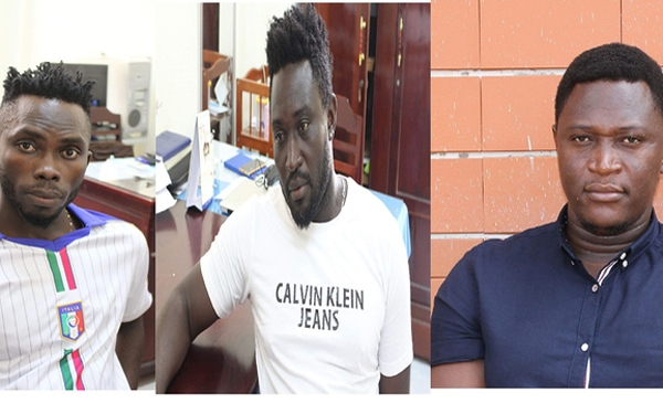 ba_nguoi_nuoc_ngoai_fxgm.