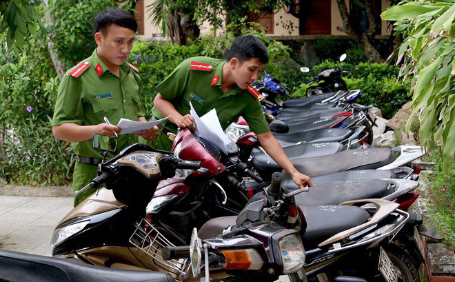 8CF53324-2320-4AA1-B145-0691285C669F.