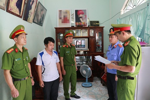 5602D951-2454-4578-9EFC-6277E75B9A73.