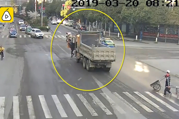 XeBendunggiuangatuTop-15531393-6547-4232-155313941