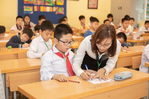 04715B87-2F56-44C0-B663-54E4F67785C8.