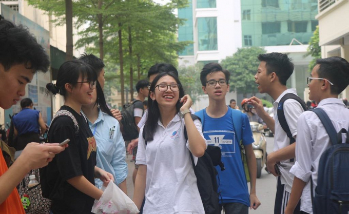 thpt-chuyen-dh-su-pham-ha-noi-cong-bo-diem-chuan-c