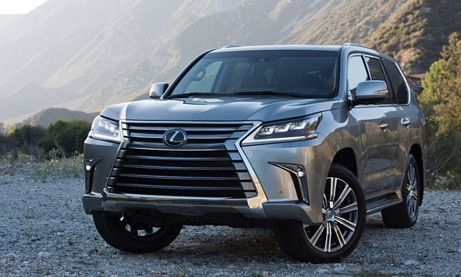 lexuslx5702017-1561090397-1561-4626-4577-156109082