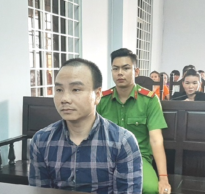 ngu-gat-khi-lai-container-gay-tai-nan-chet-5-nguoi