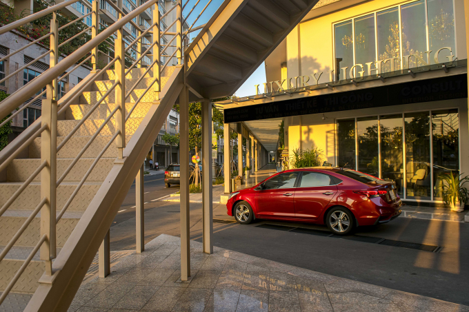 Hyundai Accent lifestyle a 2