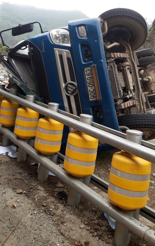 3e4b148a14aaf1f4a8bb