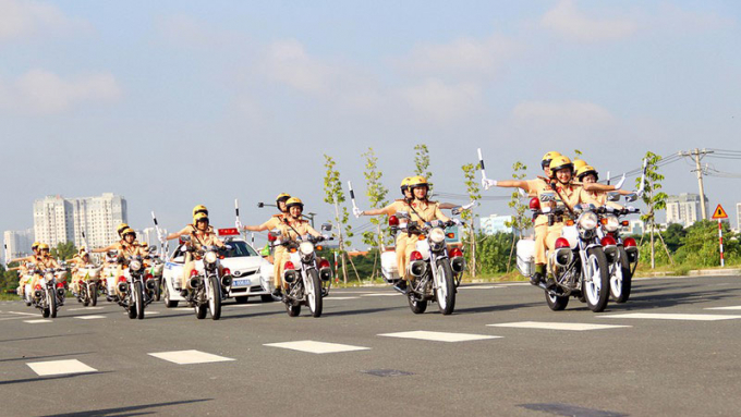 ra-mat-nu-csgt-dan-doan-9_yvyu