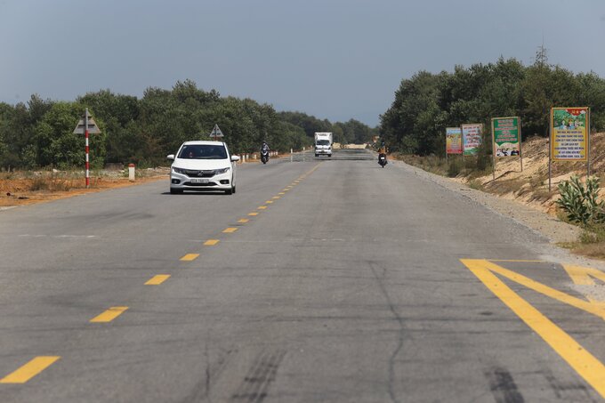 Đường Võ Chí Công chia thành hai đoạn, đoạn 1 dài 15,880km. 