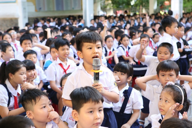 Hoc sinh tieu hoc TP.HCM chia se cach bao ve moi truong hinh anh 2 