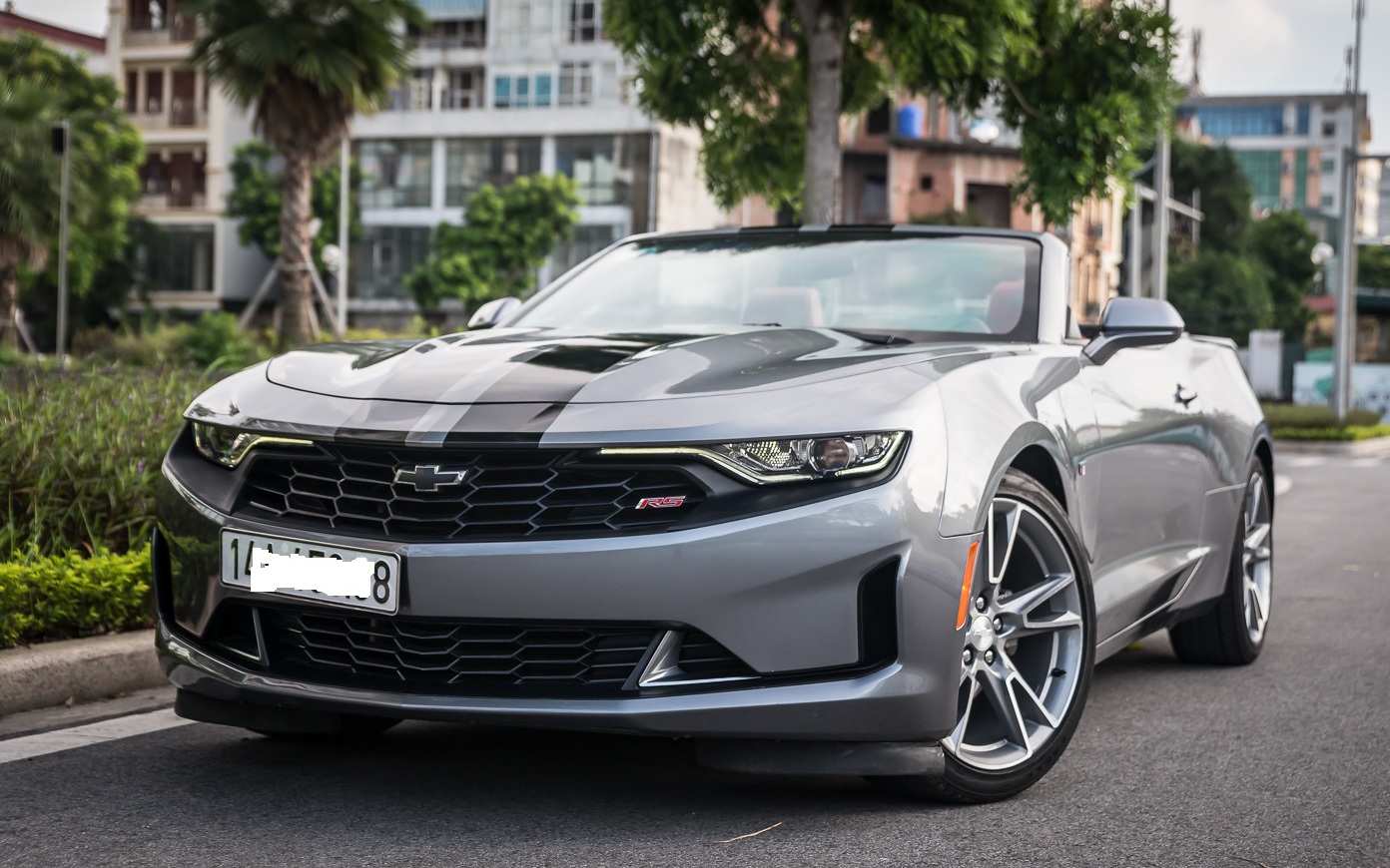 “Hàng độc” Chevrolet Camaro RS Convertible 2019 có giá hơn 3 tỷ đồng