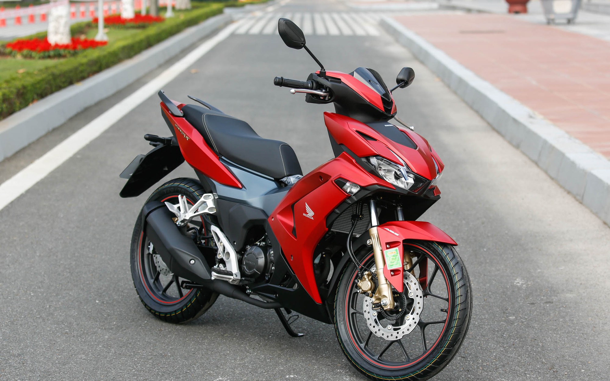 Yamaha Exciter 155 2023 xuất hiện đại lý, khiến Honda Winner X rớt giá “thảm bại”