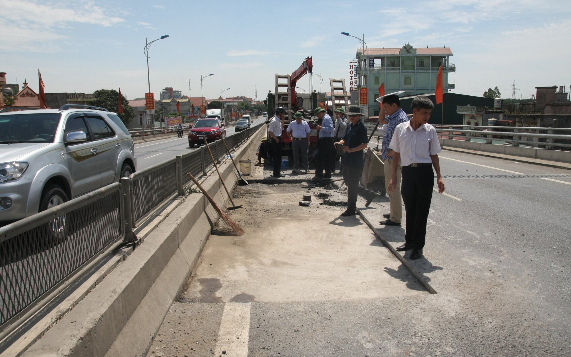 Gỡ vướng chính sách để ứng dụng công nghệ và vật liệu mới vào bảo trì đường bộ