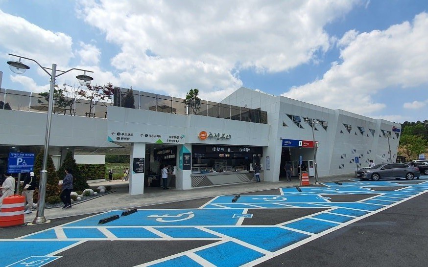 Độc đáo trạm dừng nghỉ trên cao tốc của thế giới