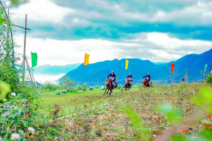 Giải đua “Vó ngựa trên mây” mỗi ngày một hấp dẫn hơn