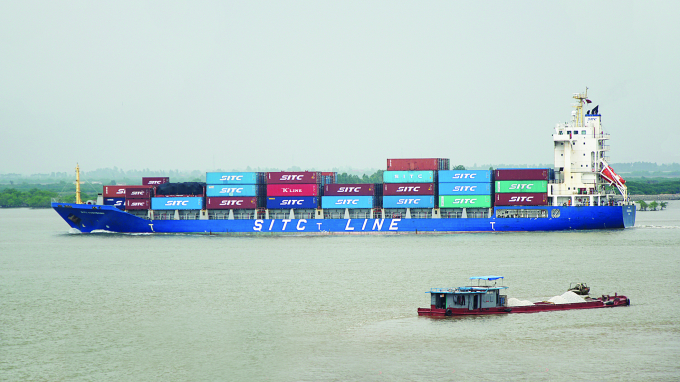 Đẩy nhanh tiến trình container hóa vận tải thủy