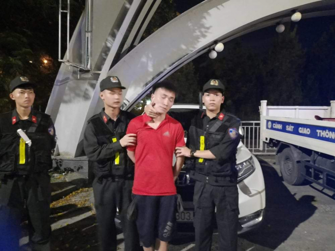 3 đối tượng đi taxi tàng trữ gần 4,5g ma túy