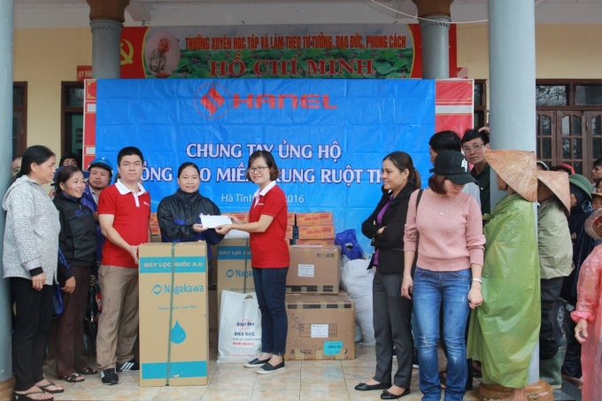Hanel vượt mưa lũ chung tay ủng hộ đồng bào miền Trung ruột thịt