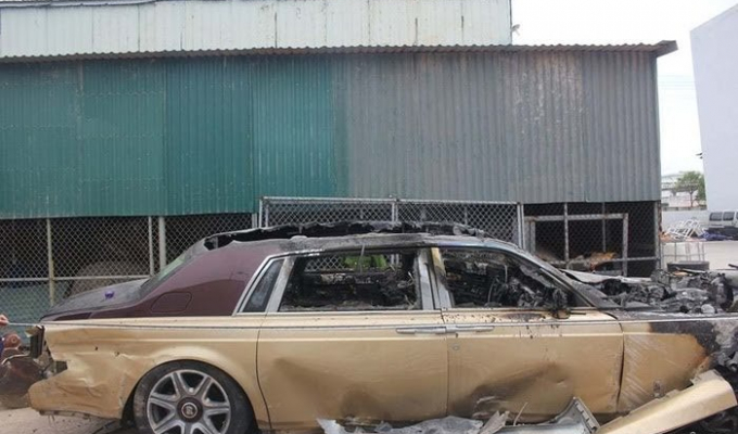 Siêu xe Rolls-Royce Phantom ở Quảng Ninh bốc cháy: Trách nhiệm thuộc về ai?