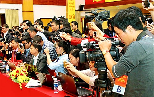 Tạp chí GTVT tuyển dụng phụ trách kế toán, phóng viên, văn thư